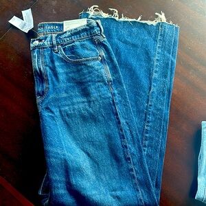 American Eagle super high-rise baggie, wide leg jeans brand new with the tag on